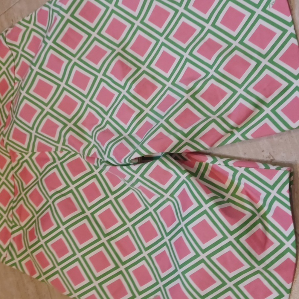 New Melly M Pink/Green Geometric Design Bermuda Shorts - Picture 6 of 6